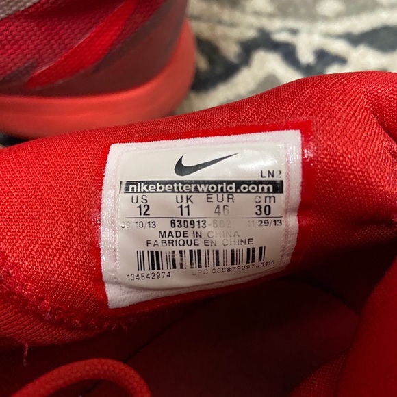 Basketball shoes - Picture 7 of 8